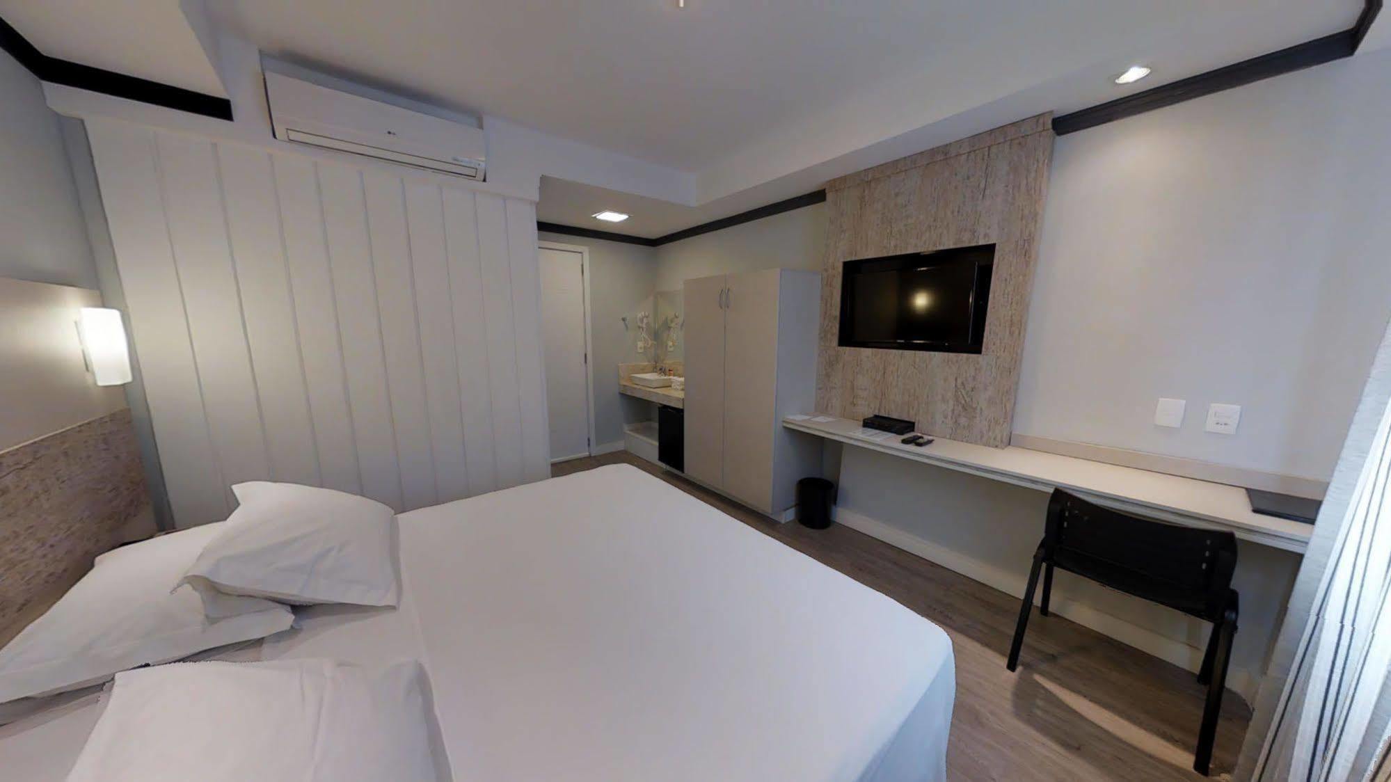 Hotel Kk Itu Extérieur photo