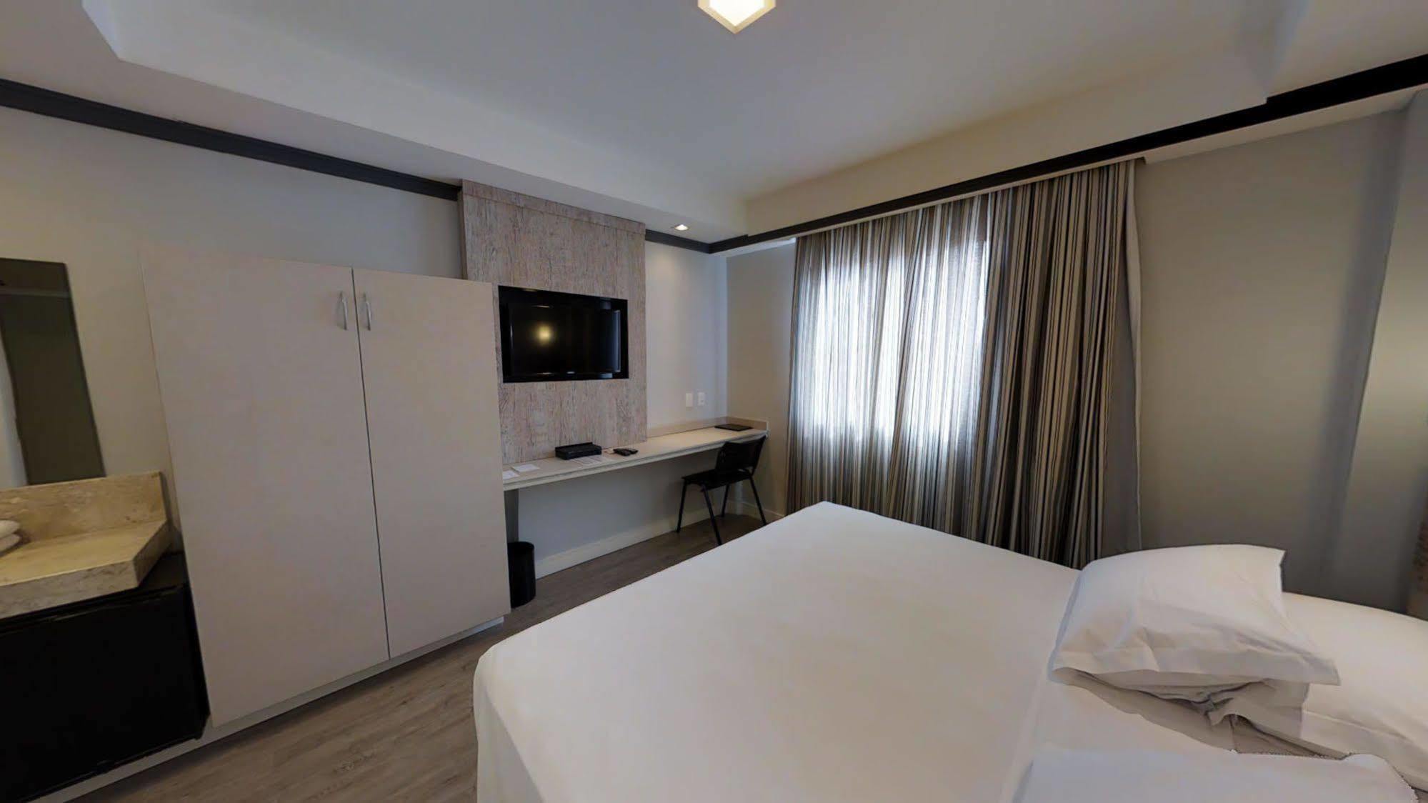 Hotel Kk Itu Extérieur photo