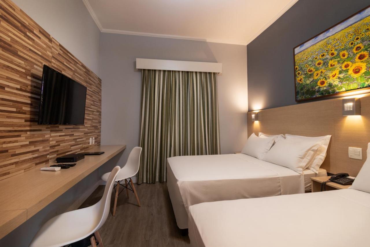 Hotel Kk Itu Extérieur photo