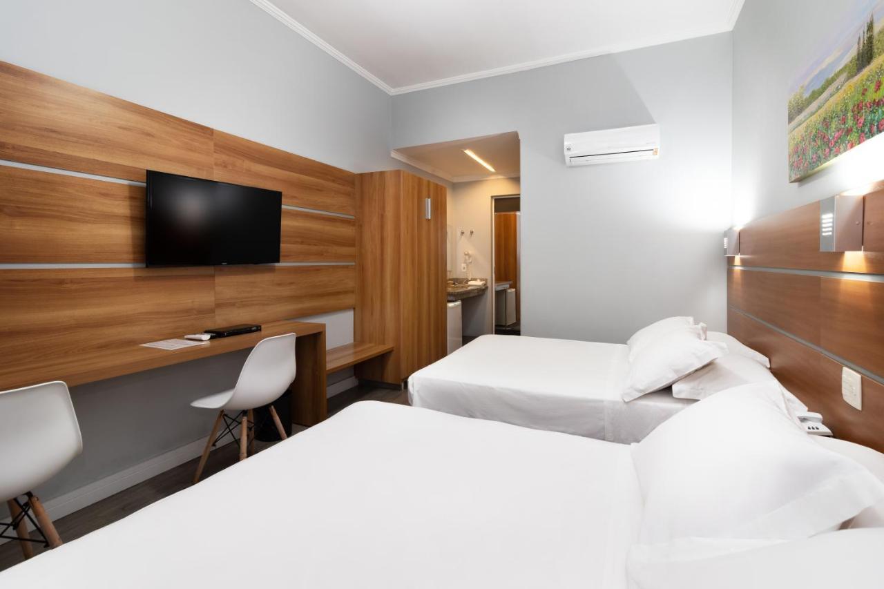 Hotel Kk Itu Extérieur photo